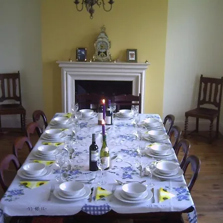 Tinnakilly Lodge, Spaciously Luxurious Near Wicklow * آغهريم